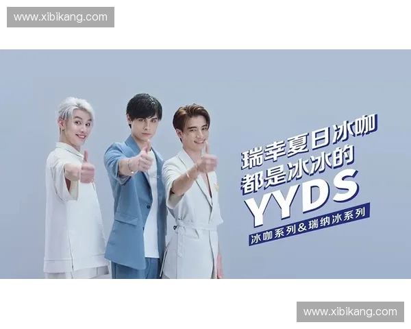 《LOL电竞美男风采大赏：从赛场到屏幕的魅力瞬间》